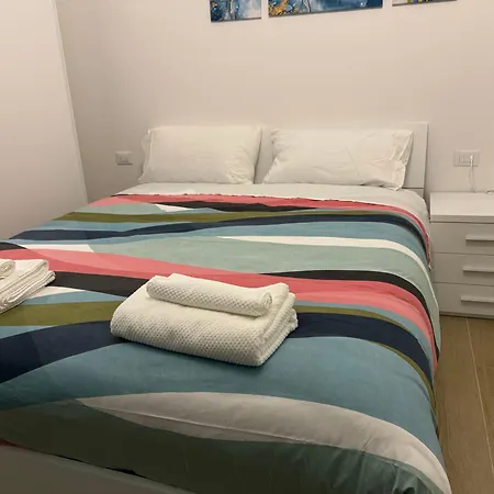 Florence Apt-3